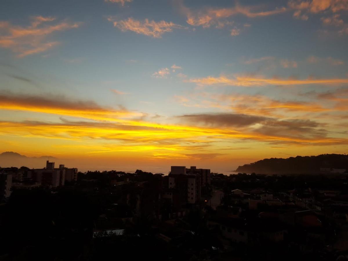 Pousada Vista Dell Mar Ubatuba Bagian luar foto